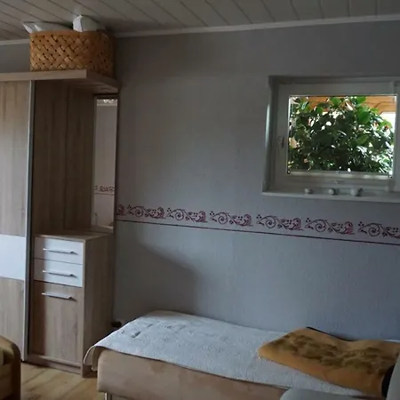 Ott Apartment *