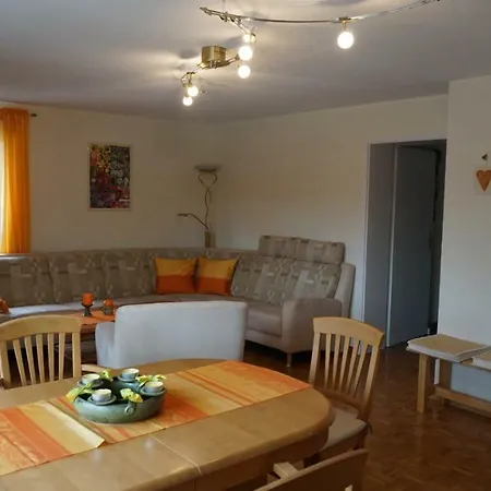 Apartment Ott *